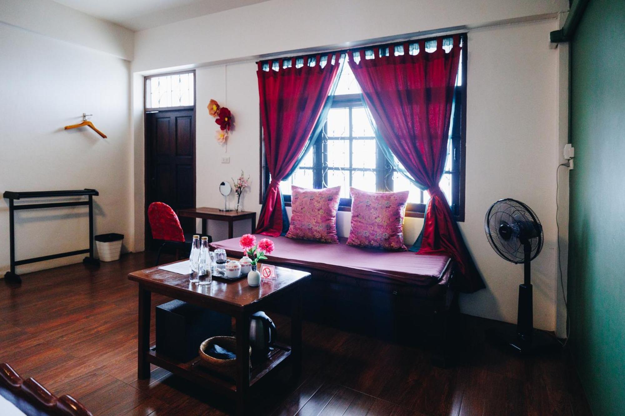Hotel Sleeper House Trang Exterior foto